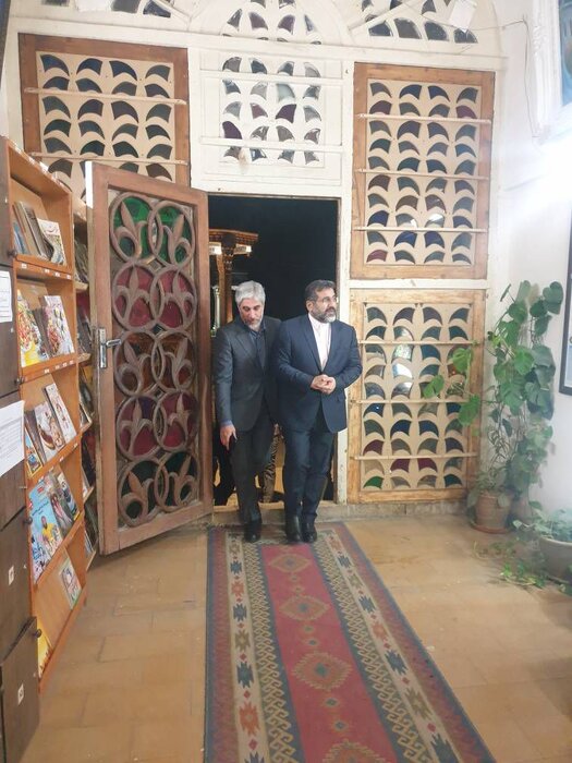 کتابخانه شیراز