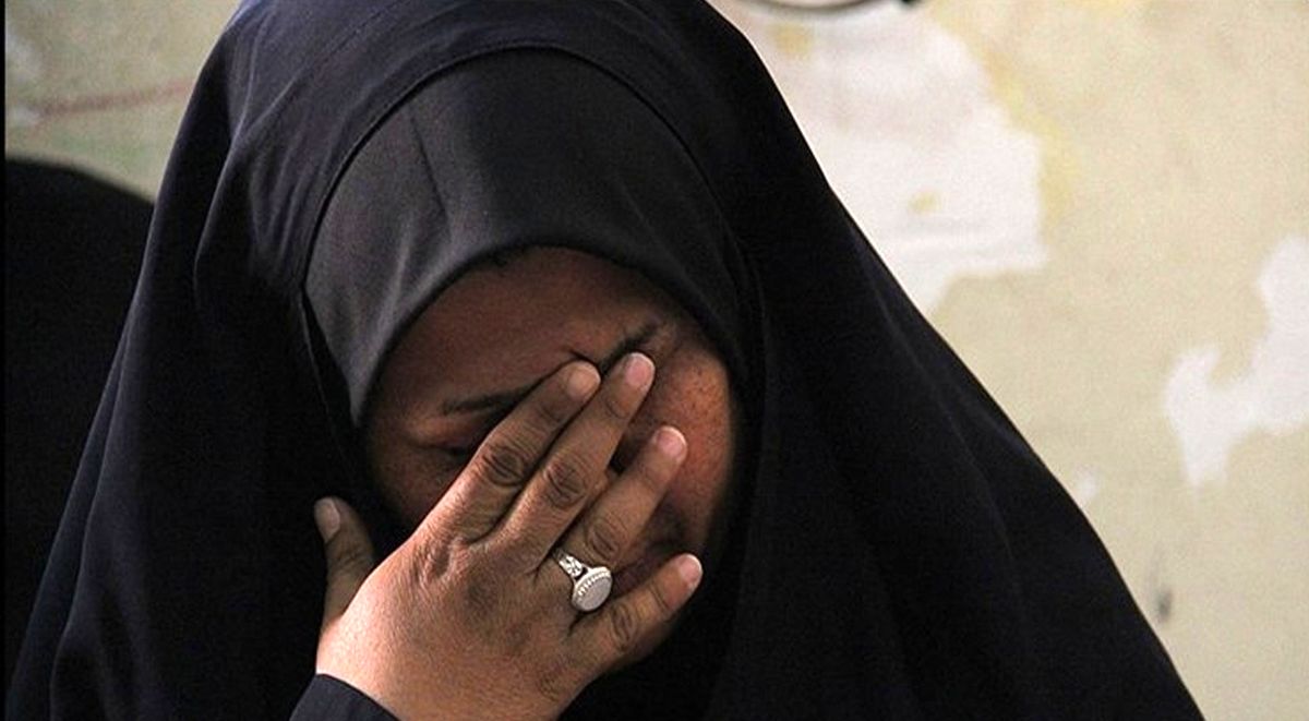 ماجرای عجیب زنی که داعش شوهرش را زنده زنده سوزاند! + تصاویر

