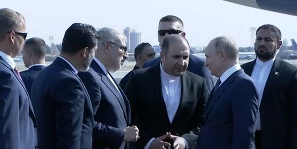 حفاظت عجیب پوتین هنگام ورود به ایران |رئیس جمهور روسیه با خود محافظ آورد