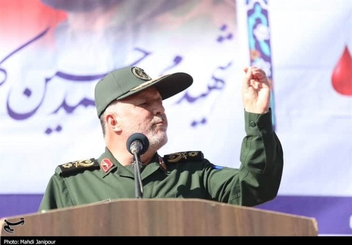 فرمانده سپاه اصفهان: اگر در اغتشاشات سلاح به صحنه نمی‌بریم برای جلوگیری از تلفات بیشتر است